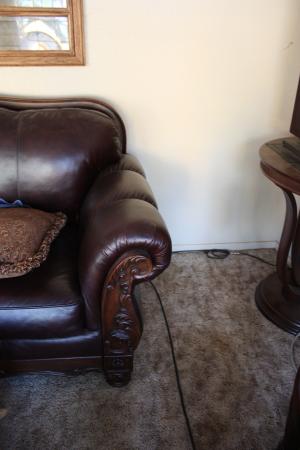 <img300*0:stuff/z/20192/A%2520House%2520of%2520Furniture/i1231634135_12.jpg>