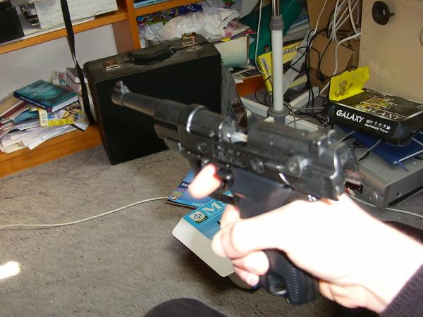 <img600*0:stuff/z/31052/Frank%2527s%2520gun!%2520%253AO/00000072.JPG>