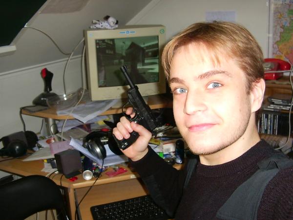 <img600*0:stuff/z/31052/Frank%2527s%2520gun!%2520%253AO/00000073.JPG>