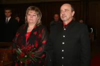 <img200*0:stuff/z/31052/Mom%2527s%2520wedding/IMG_0545.JPG>