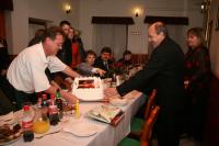 <img200*0:stuff/z/31052/Mom%2527s%2520wedding/IMG_0679.JPG>