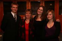 <img200*0:stuff/z/31052/Mom%2527s%2520wedding/IMG_0699.JPG>