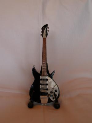 <img300*0:stuff/z/558/iippoinstrumentsfaff/PA108863.JPG>