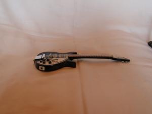 <img300*0:stuff/z/558/iippoinstrumentsfaff/PA108870.JPG>