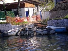 <img0*200:stuff/z/61513/Ioannina/IMGP0225.JPG>