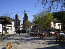 <img0*200:stuff/z/61513/Ioannina/IMGP0228.JPG>