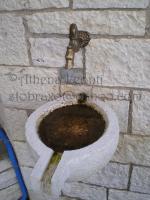 <img0*200:stuff/z/61513/Ioannina/IMGP0260.JPG>
