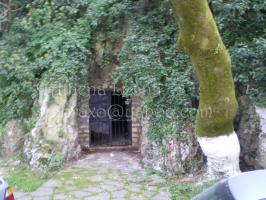 <img0*200:stuff/z/61513/Ioannina/IMGP0570.JPG>