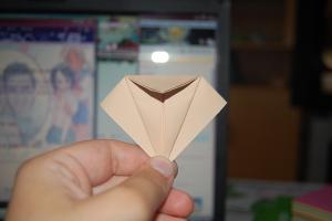 <img300*200:stuff/z/62304/Origami%2520birdbase%252c%2520crane%2520and%2520dinosaur%2520tutorial/DSC_0324.JPG>