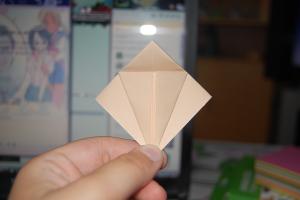 <img300*200:stuff/z/62304/Origami%2520birdbase%252c%2520crane%2520and%2520dinosaur%2520tutorial/DSC_0325.JPG>