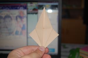 <img300*200:stuff/z/62304/Origami%2520birdbase%252c%2520crane%2520and%2520dinosaur%2520tutorial/DSC_0328.JPG>