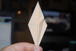 <img300*200:stuff/z/62304/Origami%2520birdbase%252c%2520crane%2520and%2520dinosaur%2520tutorial/DSC_0341.JPG>