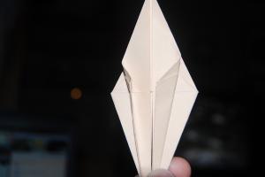 <img300*200:stuff/z/62304/Origami%2520birdbase%252c%2520crane%2520and%2520dinosaur%2520tutorial/DSC_0343.JPG>