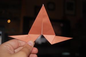 <img300*200:stuff/z/62304/Origami%2520birdbase%252c%2520crane%2520and%2520dinosaur%2520tutorial/DSC_0373.JPG>
