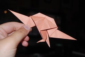 <img300*200:stuff/z/62304/Origami%2520birdbase%252c%2520crane%2520and%2520dinosaur%2520tutorial/DSC_0386.JPG>