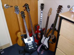 <img300*0:stuff/z/92105/Instruments%2520and%2520Stuff/i1309304386_3.jpg>