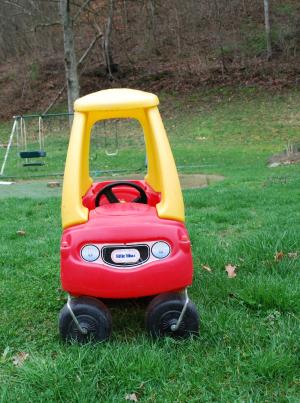 <img300*0:stuff/z/93740/A%2520Child%2527s%2520Playthings/oct%20241.jpg>