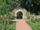 <img0*100:stuff/z/93740/Rose%2520Garden%2520-%2520Huntington%2520WV/Julyaug2008%20390.jpg>