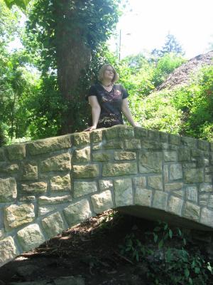 <img300*0:stuff/z/93740/Rose%2520Garden%2520-%2520Huntington%2520WV/Julyaug2008%20399.jpg>