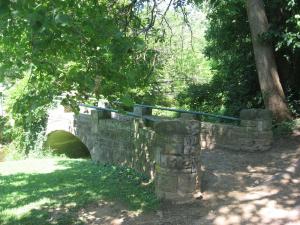 <img300*0:stuff/z/93740/Rose%2520Garden%2520-%2520Huntington%2520WV/Julyaug2008%20400.jpg>