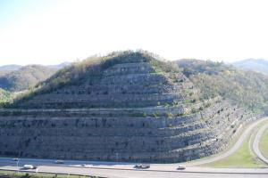 <img300*0:stuff/z/93740/The%2520city%2520that%2520moves%2520mountains/DSC_0333.JPG>